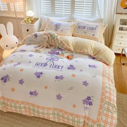 Cute Cartoon Milk Velvet Bedding Set Of Four (Option: Tender bouquet-Fitted sheet style-1.8M)