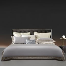 Light Luxury Solid 140 Thread Count Embroidery Solid Four Piece Bedding Set (Option: Light Grey-1.8m bed)